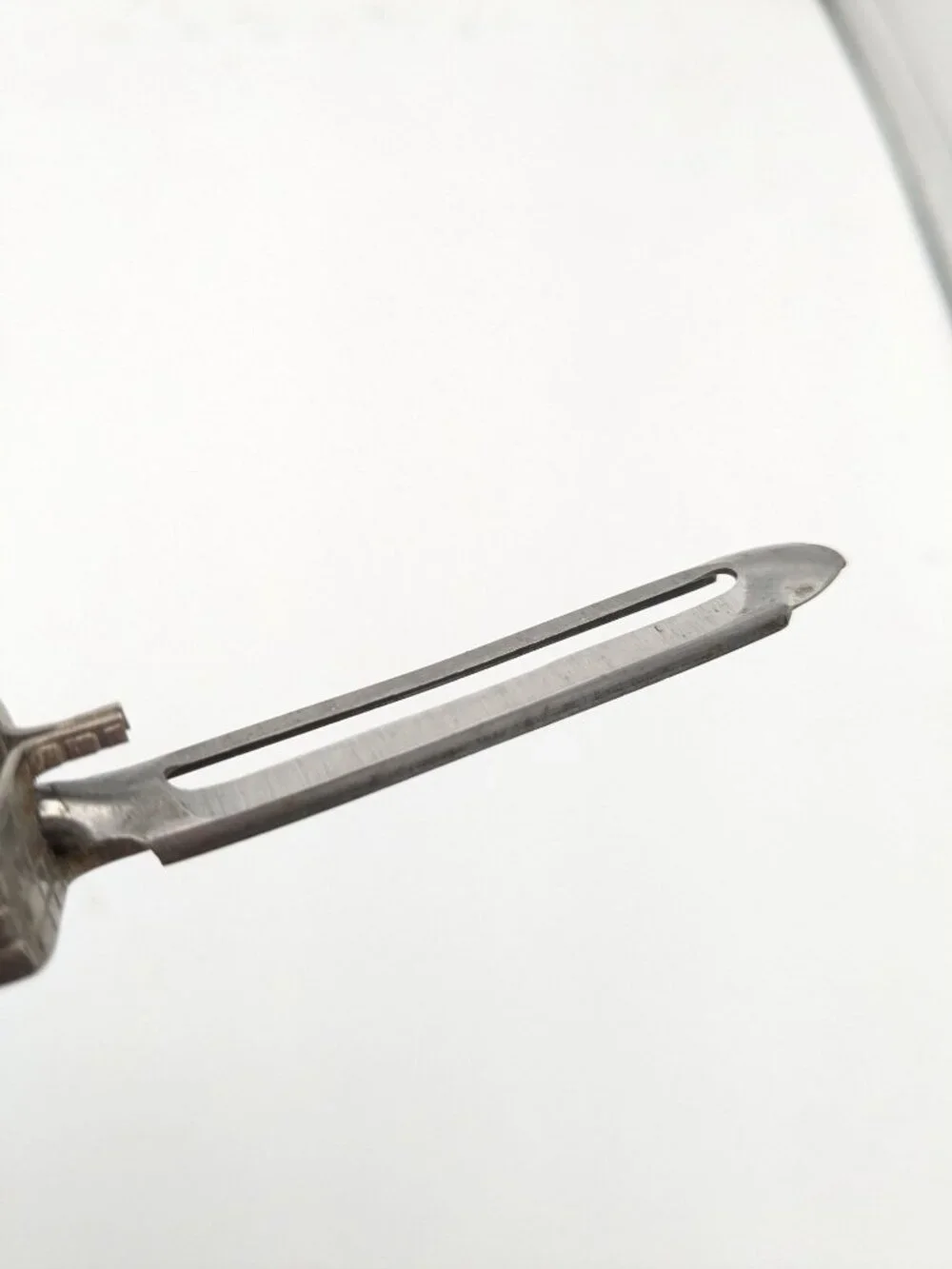 Vintage EKCO USA #3 Potato Vegetable Peeler Floating Blade Nee Action